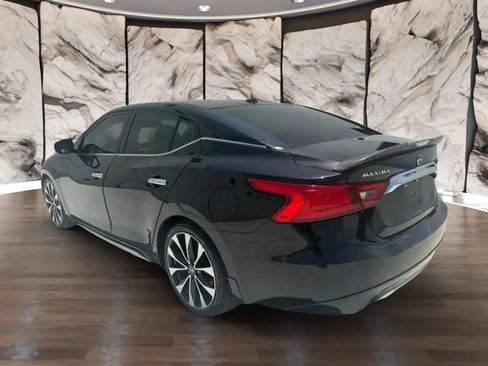 Used 2018 Nissan Maxima SR FWD image 2