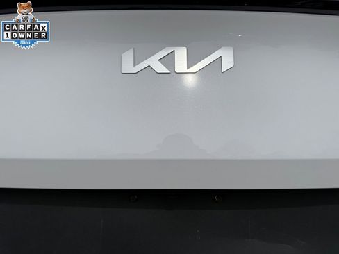 Certified 2025 Kia Sportage LX AWD/4WD image 17