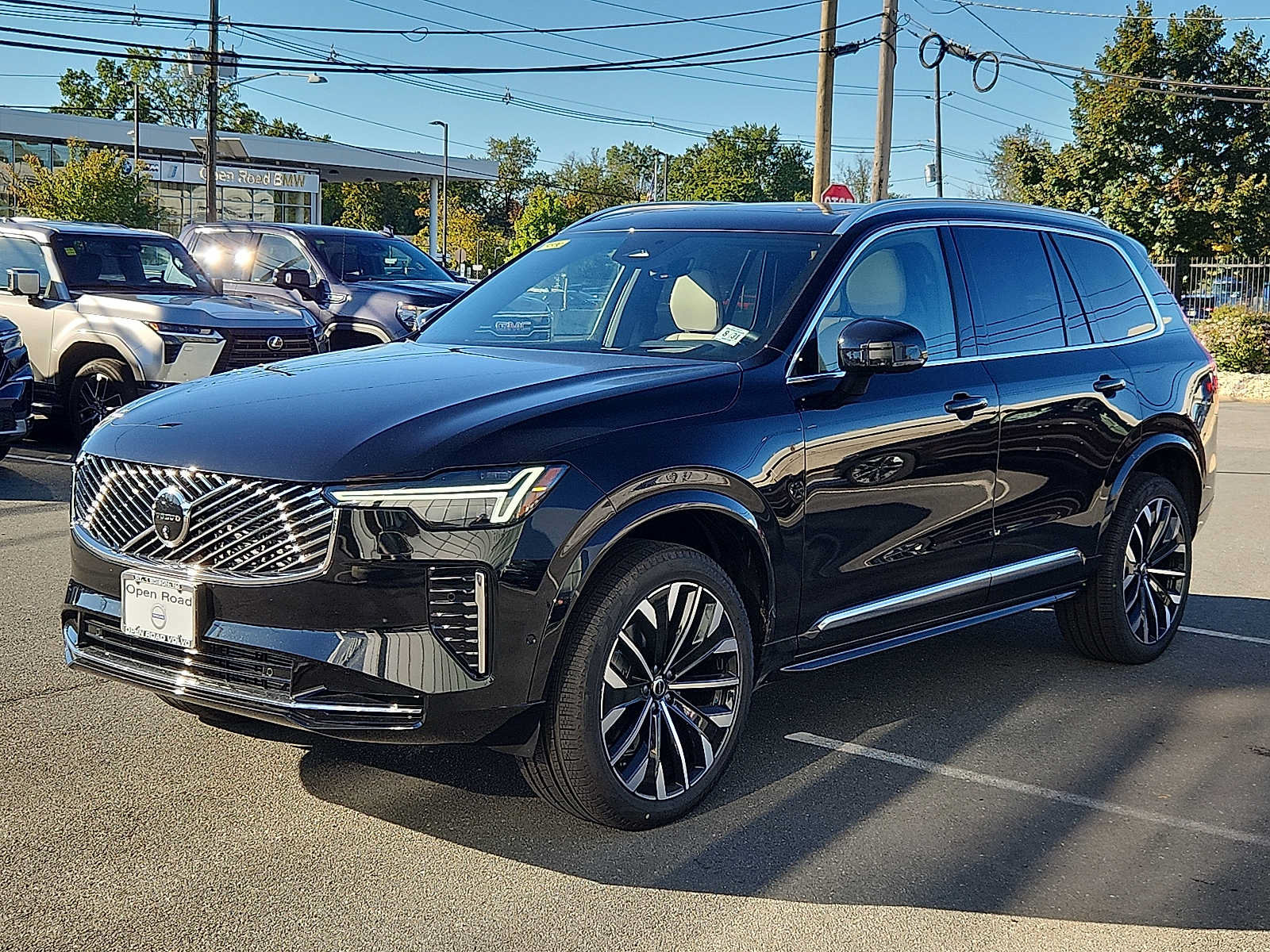 Used 2027 Volvo XC90 B6 Ultra AWD/4WD image 3