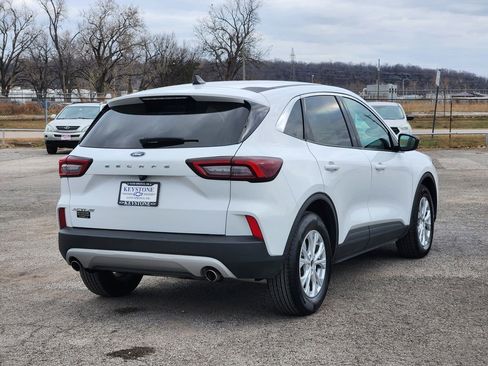 Used 2024 Ford Escape Active w/ Cold Weather Package image 5