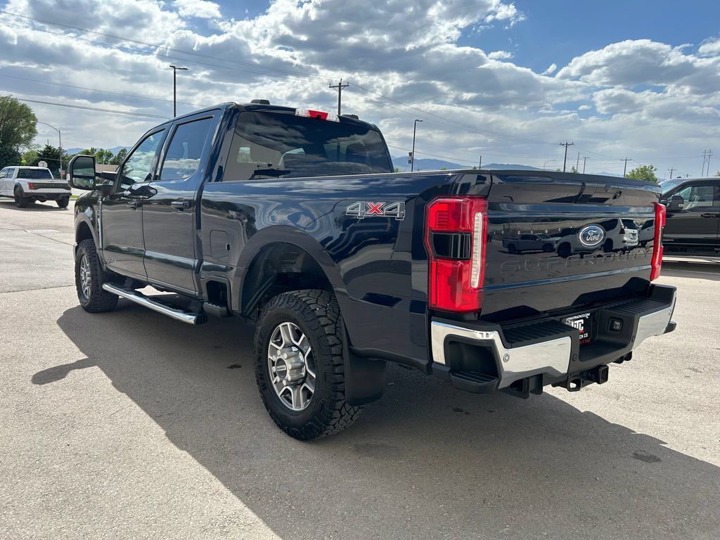 Used 2025 Ford F350 Lariat AWD/4WD image 5