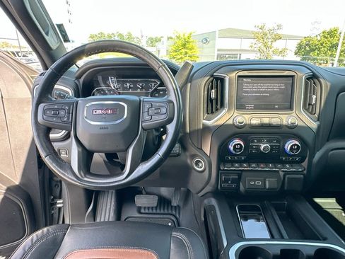 Used 2022 GMC Sierra 1500 AT4 w/ AT4 Premium Package AWD/4WD image 19