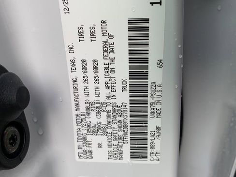 New 2026 Toyota Tundra Platinum image 32