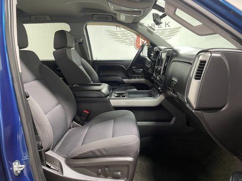 Used 2018 Chevrolet Silverado 1500 LT w/ All Star Edition image 22