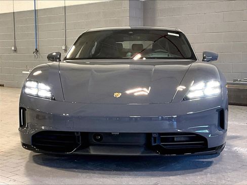 New 2026 Porsche Taycan GTS image 24