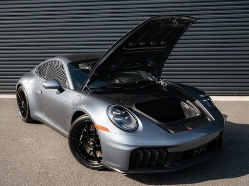 Certified 2026 Porsche 911 Carrera GTS image 28