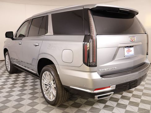 Used 2026 Cadillac Escalade Luxury w/ LPO, Floor Liner Package image 26