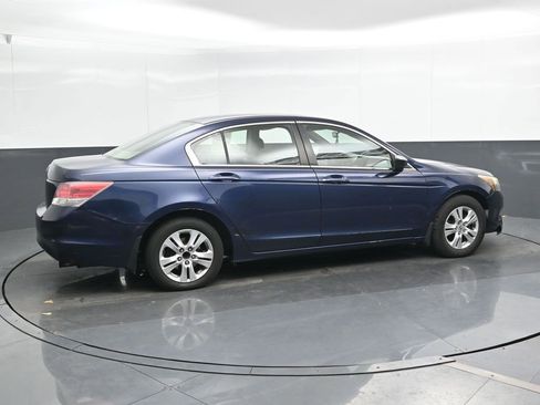 Used 2008 Honda Accord LX-P image 2