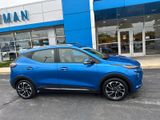 Used 2023 Chevrolet Bolt EUV Premier image 2