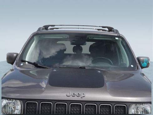 Used 2021 Jeep Renegade Trailhawk w/ Sun & Sound Group AWD/4WD image 39