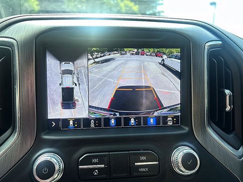Used 2020 GMC Sierra 2500 Denali w/ Denali Ultimate Package AWD/4WD image 16