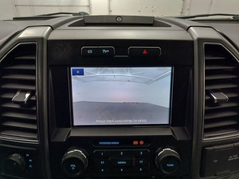 Used 2022 Ford F350 XLT w/ XLT Value Package AWD/4WD image 18