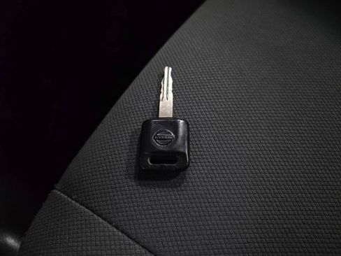 Used 2020 Nissan NV200 S image 30