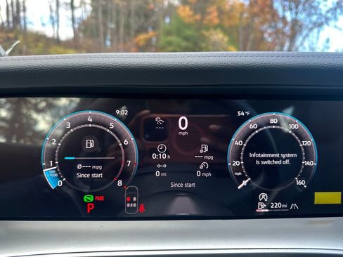 New 2026 Volkswagen Tiguan SE image 8