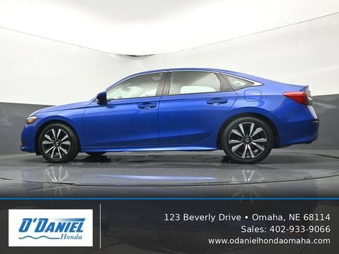 Used 2024 Honda Civic EX image 10