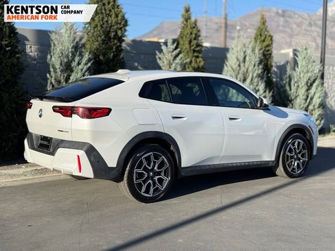 Used 2026 BMW X2 xDrive28i image 10