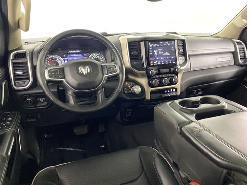 Used 2019 RAM 1500 Laramie AWD/4WD image 18