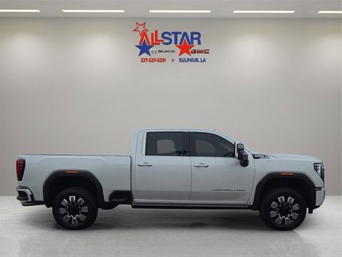 Used 2025 GMC Sierra 2500 Denali w/ Technology Package image 8