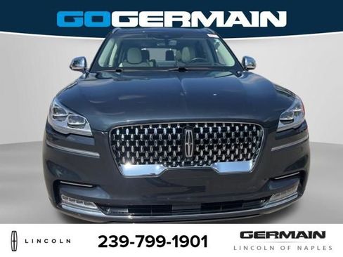 Used 2022 Lincoln Aviator Black Label AWD/4WD image 10