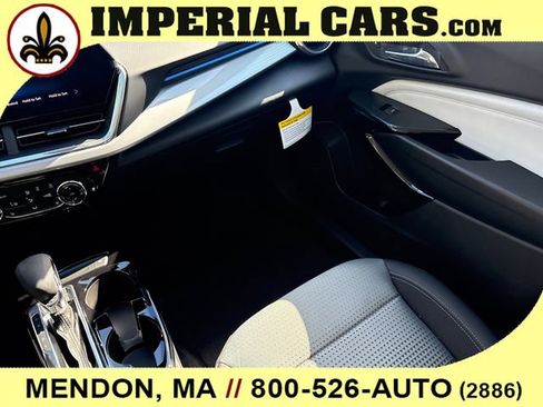 New 2026 Chevrolet Trax LT w/ Driver Confidence Package FWD image 19