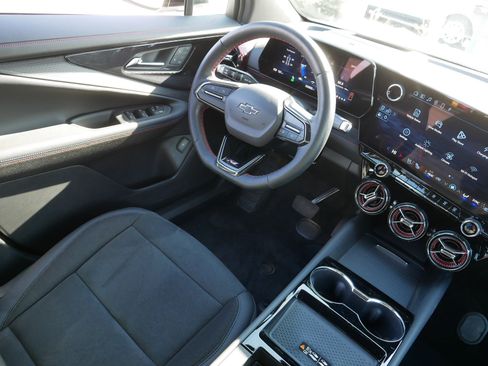 Used 2024 Chevrolet Blazer EV RS image 9