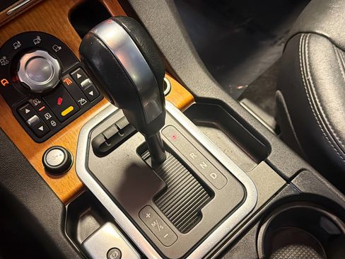 Used 2012 Land Rover LR4 HSE LUX image 24