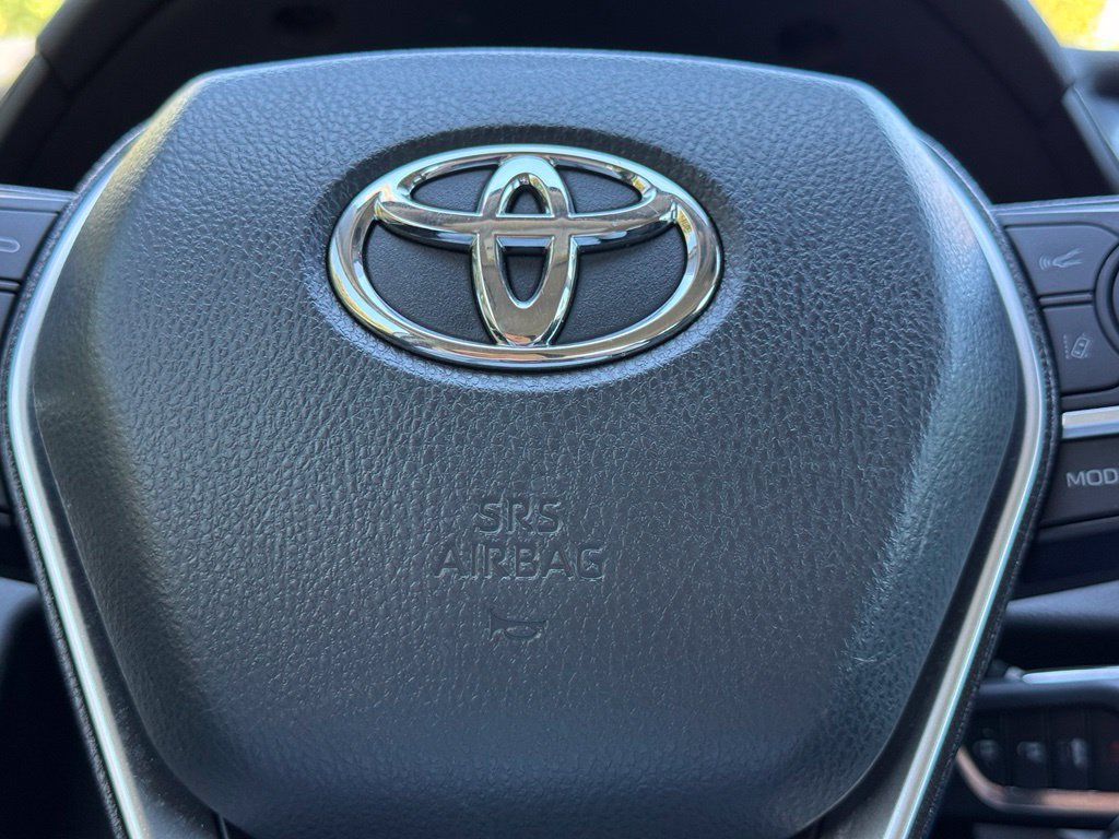 Used 2024 Toyota Camry LE FWD image 19