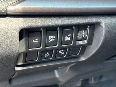 Certified 2023 Subaru Forester Premium AWD/4WD image 17
