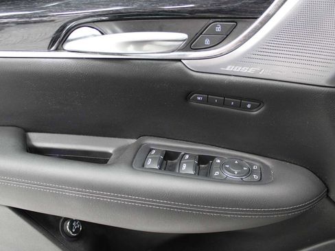 Used 2022 Cadillac XT5 Premium Luxury image 13