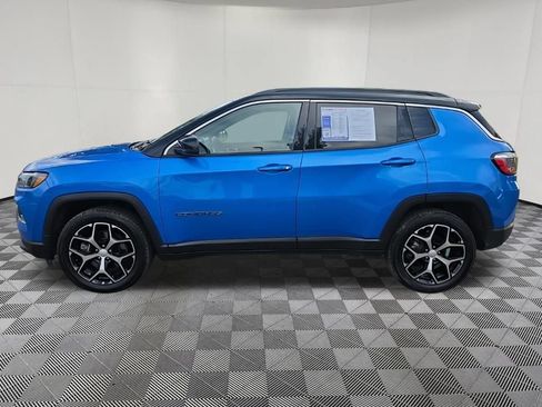Used 2024 Jeep Compass Limited AWD/4WD image 4