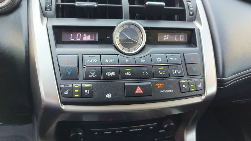 Used 2015 Lexus NX 200t FWD w/ Luxury Package image 20