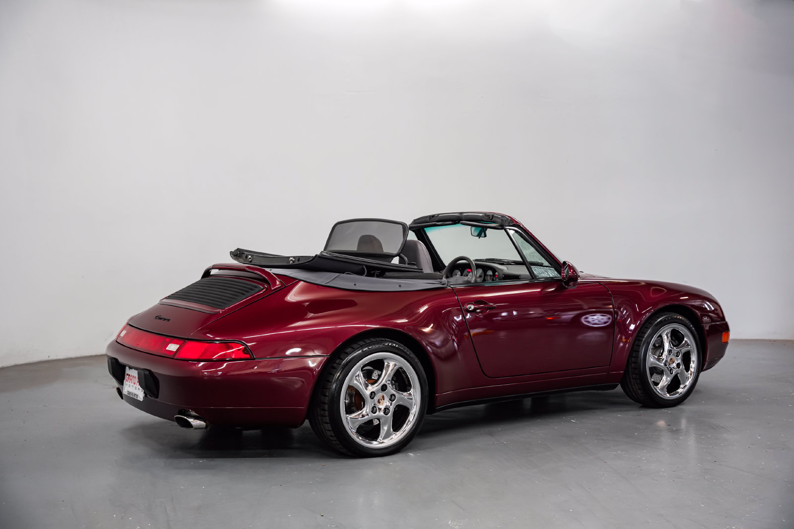 Used 1997 Porsche 911 Carrera RWD image 3