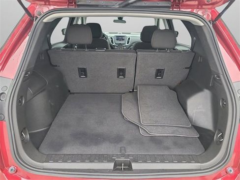 Used 2021 Chevrolet Equinox LT image 11