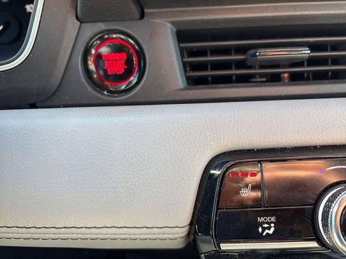 Certified 2025 Honda Pilot EX-L image 5