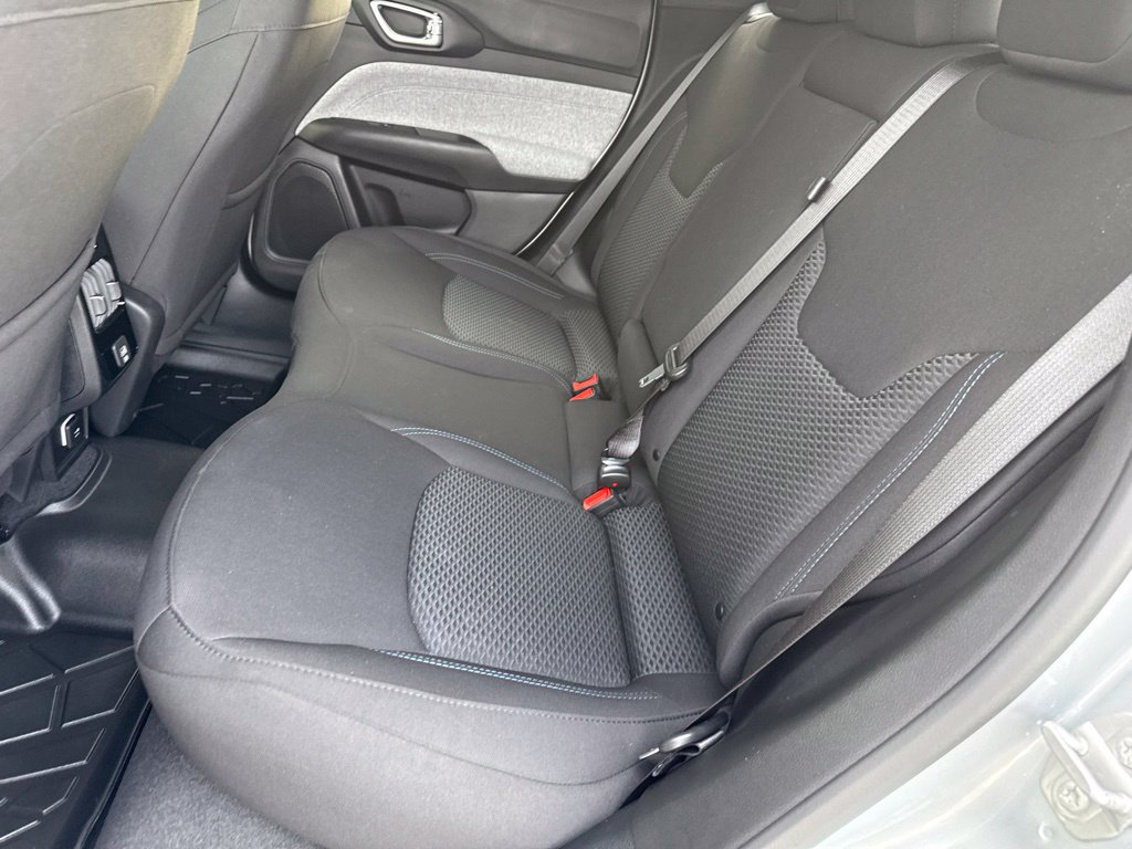 Used 2025 Jeep Compass Sport AWD/4WD image 20
