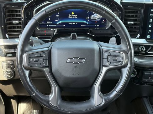 Used 2025 Chevrolet Silverado 1500 High Country w/ High Country Premium Package AWD/4WD image 18