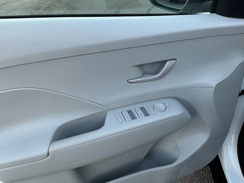 Used 2026 Hyundai Kona SEL Sport image 16