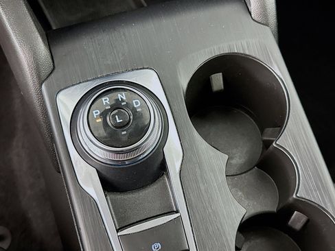 Used 2024 Ford Escape Platinum image 19