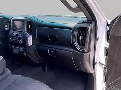 Used 2021 Chevrolet Silverado 1500 Custom w/ Rally Edition RWD image 19