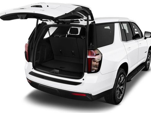 Used 2021 Chevrolet Tahoe LT w/ LT Signature Package AWD/4WD image 7
