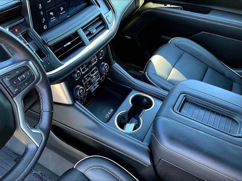Used 2022 Chevrolet Tahoe Premier AWD/4WD image 20