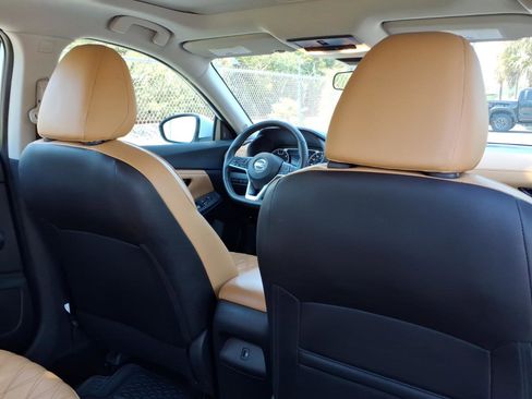 Certified 2023 Nissan Sentra SV w/ SV Premium Package image 11