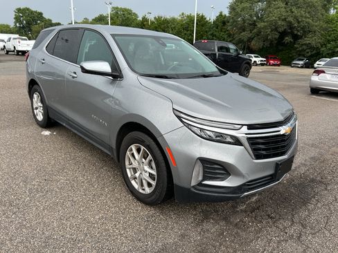 Used 2024 Chevrolet Equinox LT AWD/4WD image 3