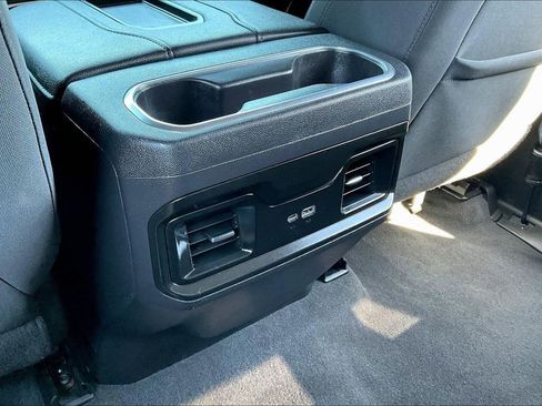 Used 2022 Chevrolet Silverado 1500 LT image 25