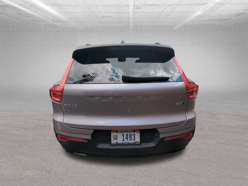 Used 2026 Volvo XC40 B5 Plus AWD/4WD image 12