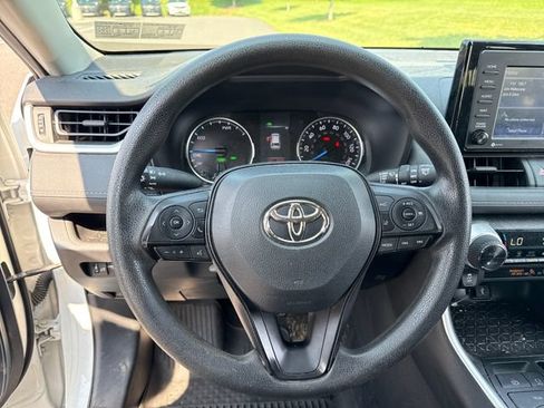 Certified 2022 Toyota RAV4 XLE AWD/4WD image 18