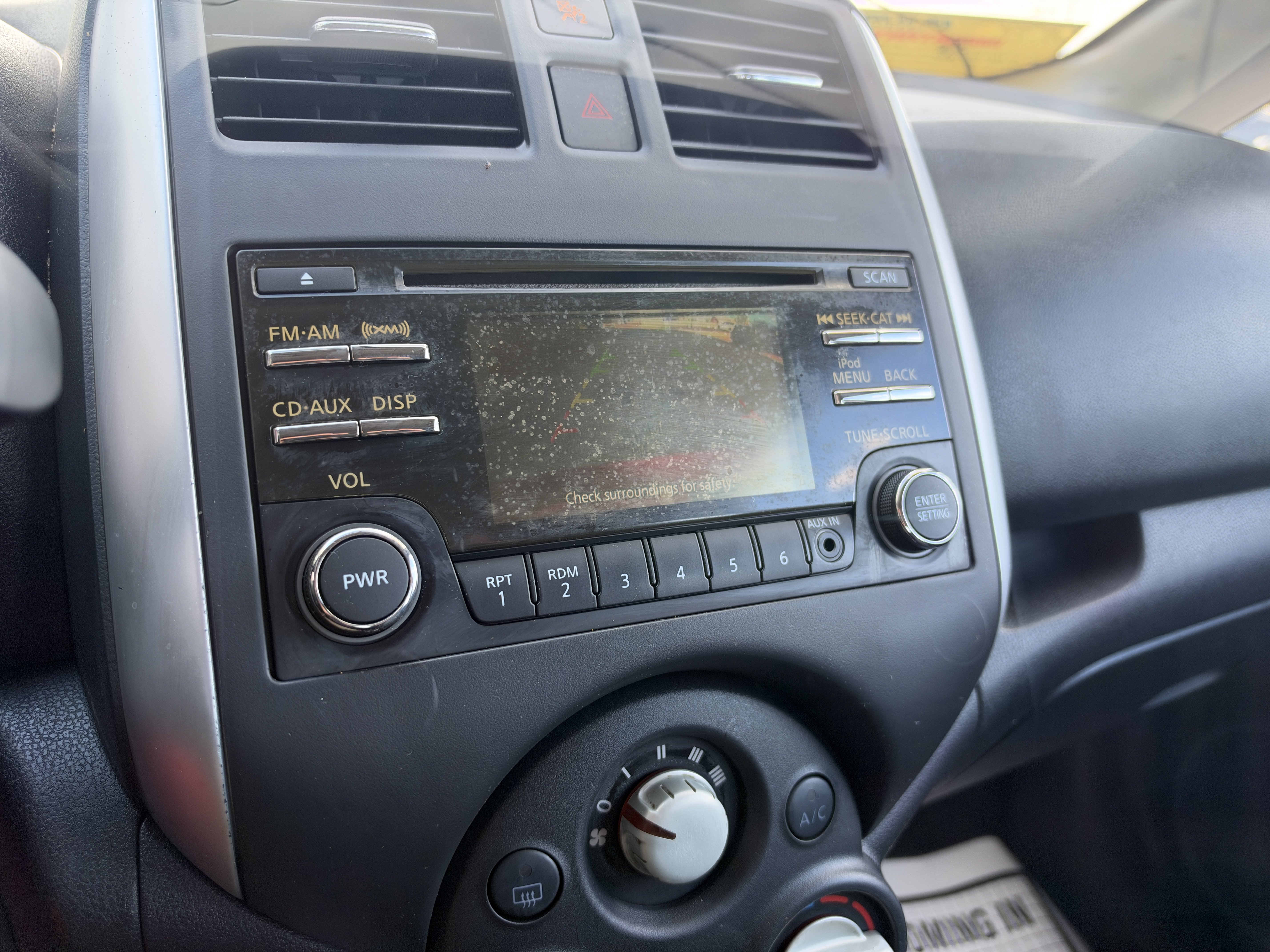 Used 2014 Nissan Versa Note SV w/ Convenience Package FWD image 28