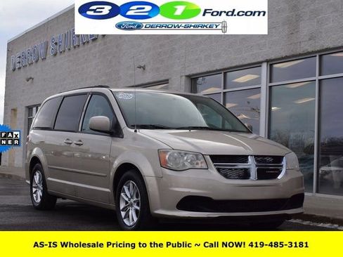 Used 2013 Dodge Grand Caravan SXT w/ Rear Park Assist Pkg image 1