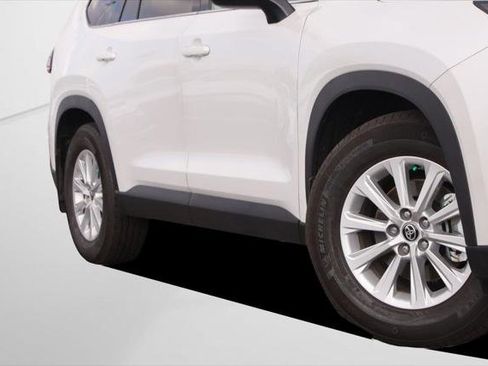 Certified 2026 Toyota Grand Highlander AWD image 3