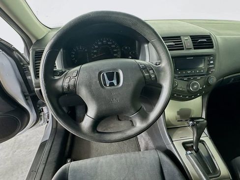 Used 2005 Honda Accord EX image 14